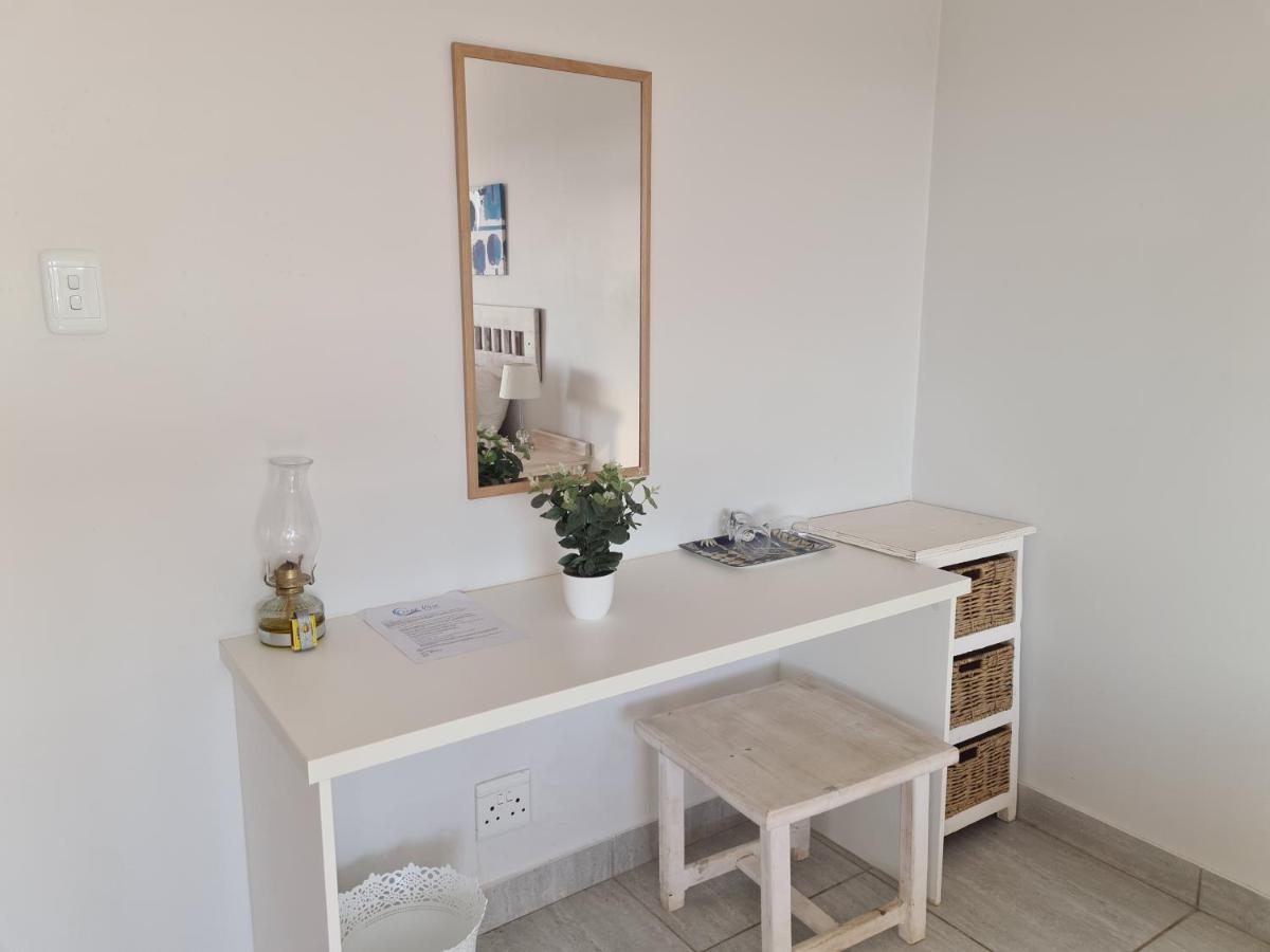 Ocean View Guest House Jeffreys Bay Esterno foto