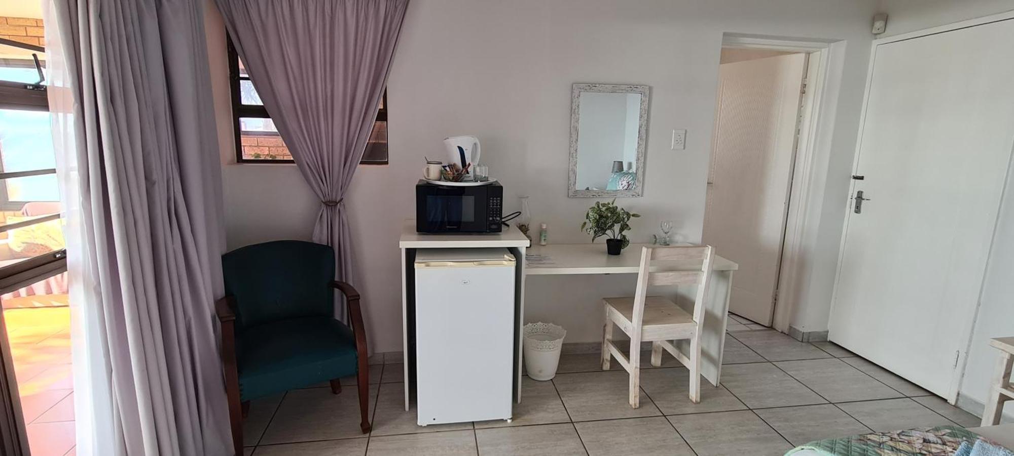 Ocean View Guest House Jeffreys Bay Esterno foto
